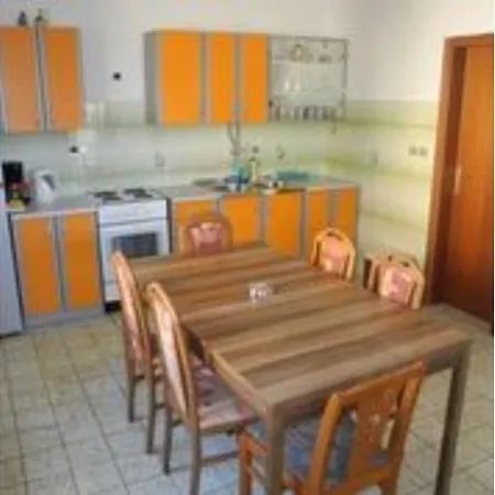 Vucko 6 Pax Apartment